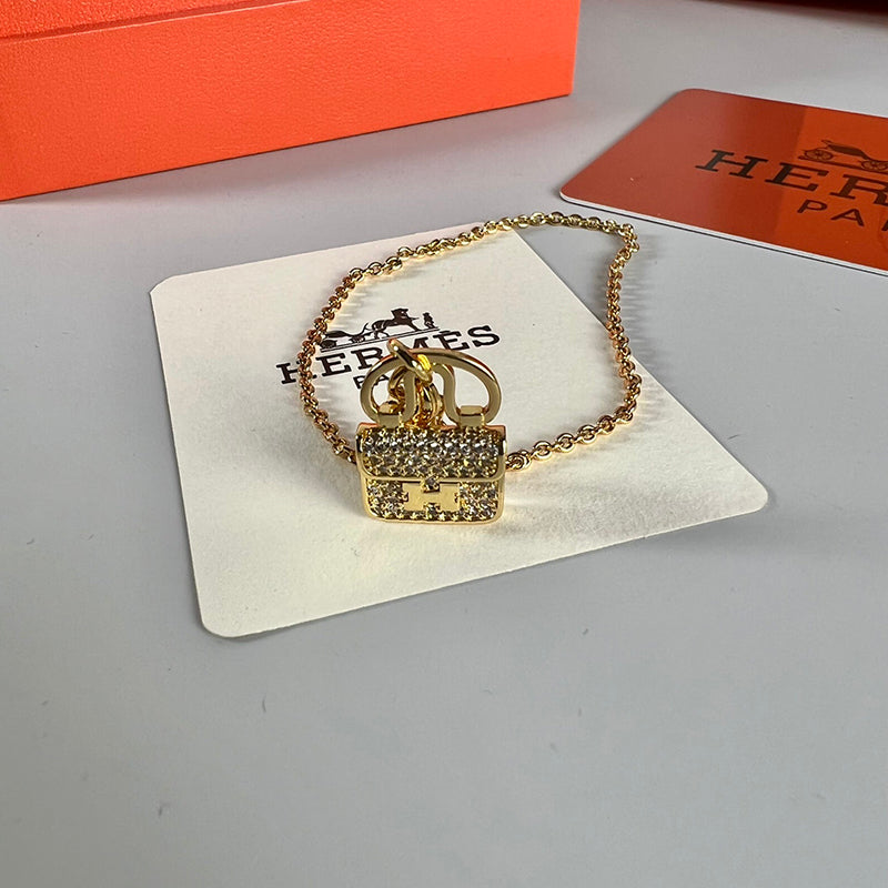 18K Amulettes Constance Diamond H Bracelet