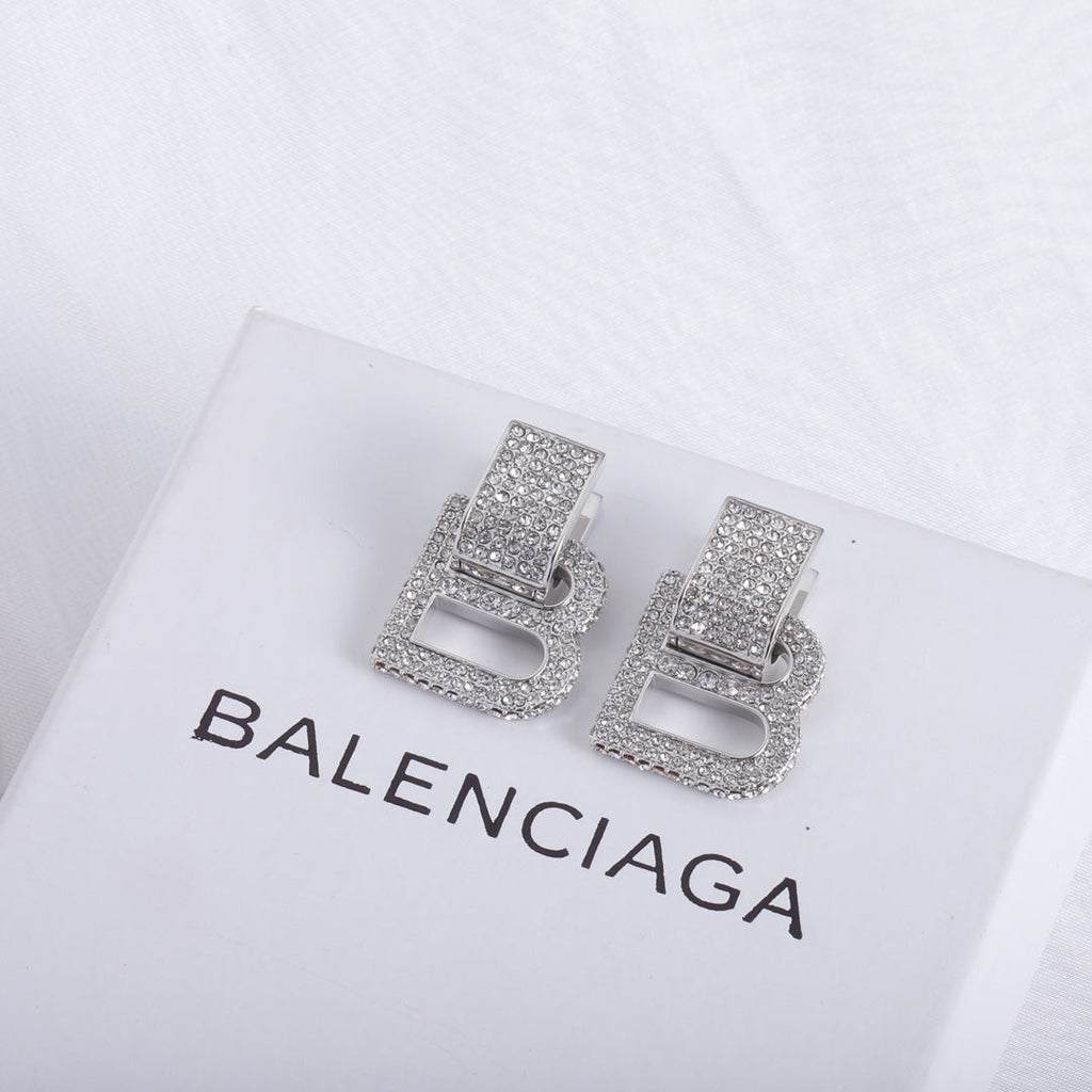 18K BB Hourglass Diamond Earrings