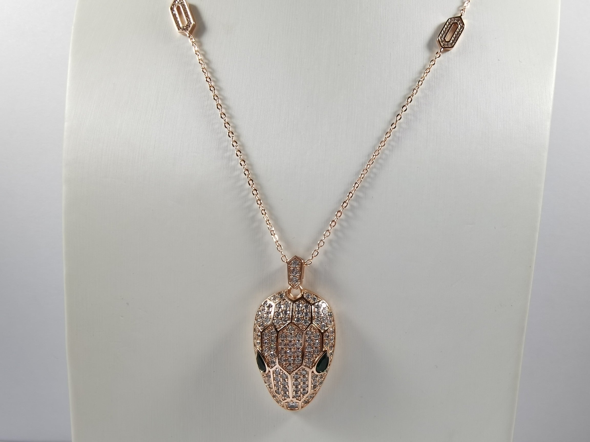 18K BV Serpenti Emerald Necklace