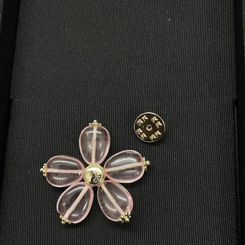 18K CC Pink Resin Flower Brooch